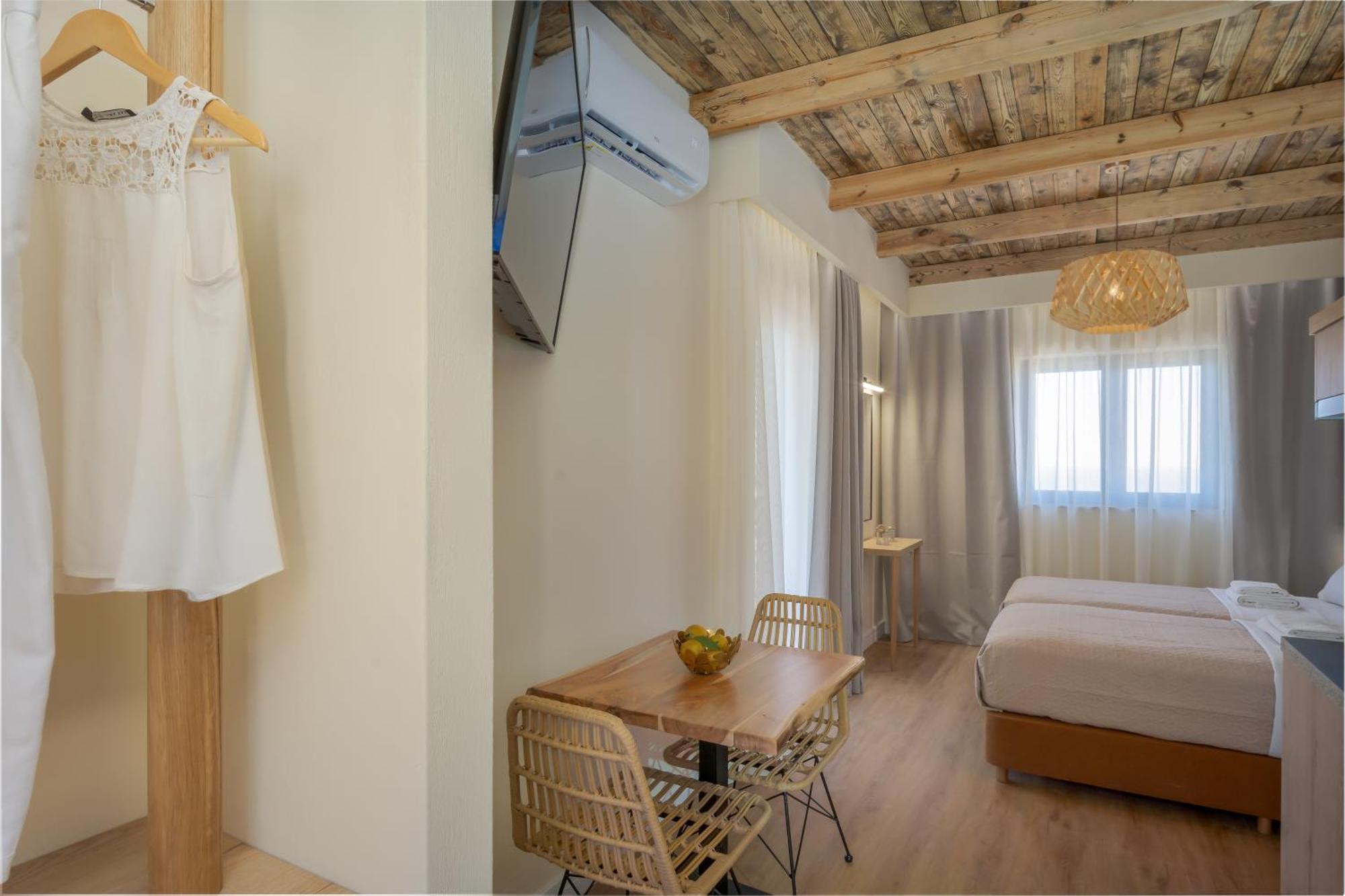 Driades Luxury Apartments แอร์ซอนิสซอส ภายนอก รูปภาพ