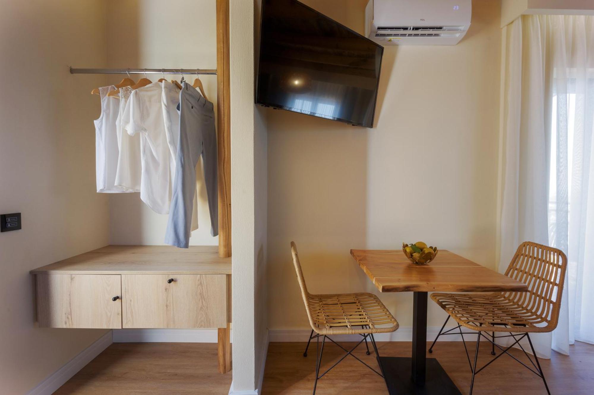 Driades Luxury Apartments แอร์ซอนิสซอส ห้อง รูปภาพ